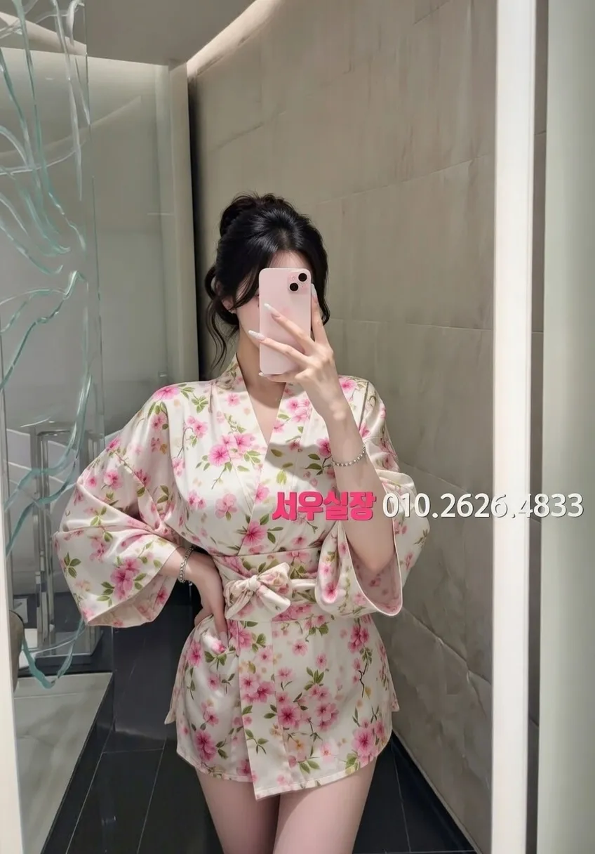 뚝섬 미러룸 프리미엄 라인업 40번 프로필