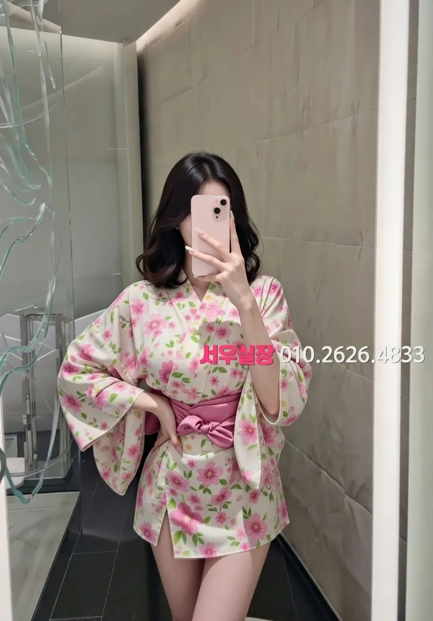 뚝섬 풀살롱 프리미엄 라인업 24번 프로필